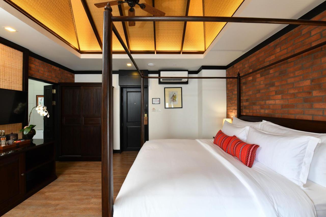El Barrio Lanna Hotel Chiang Mai Exterior photo