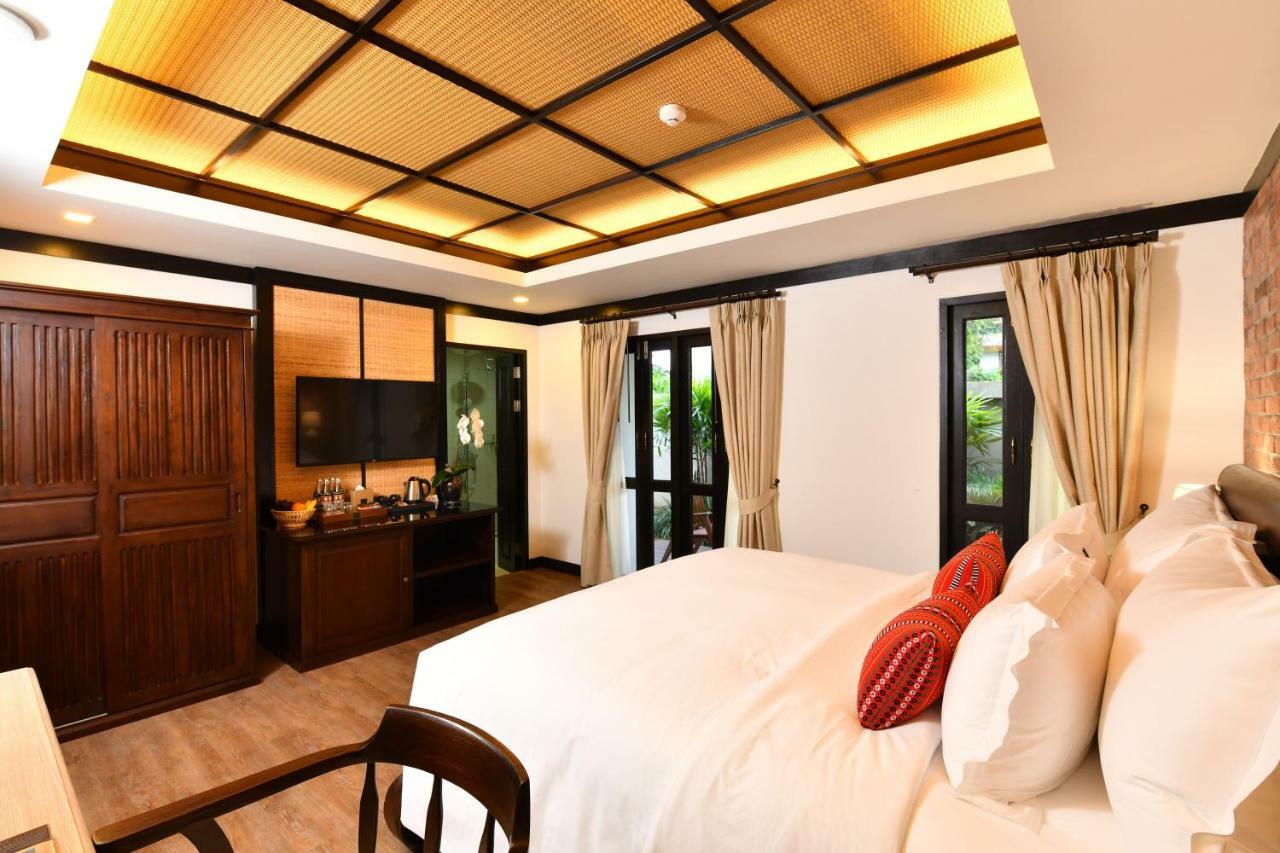El Barrio Lanna Hotel Chiang Mai Exterior photo