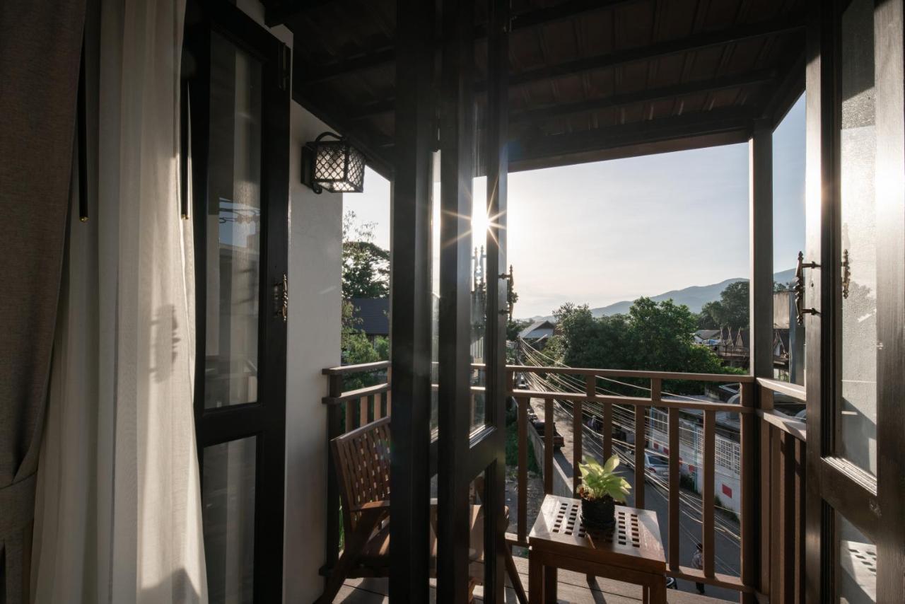 El Barrio Lanna Hotel Chiang Mai Exterior photo